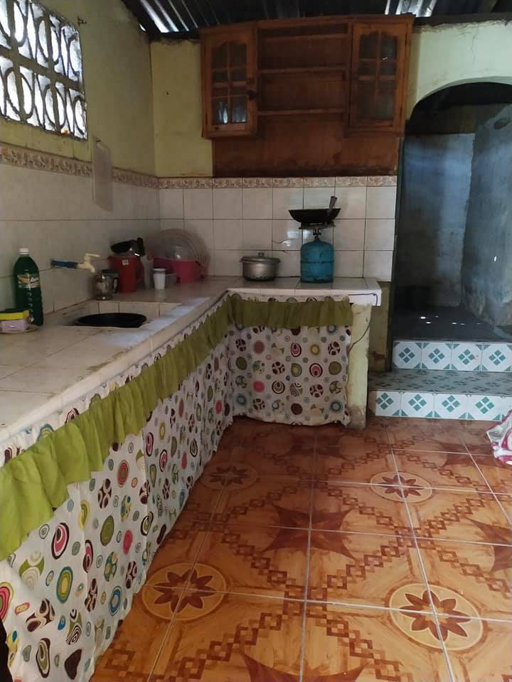 Male Bedspacer At Anunas Angeles