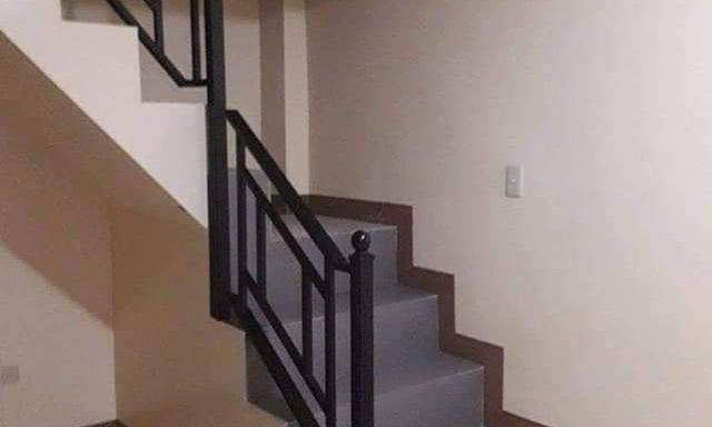 Up and down 1 Bedroom Apartment For Rent