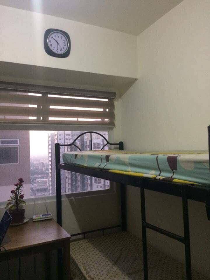 Male Bedspacer At Urban Deca Tower