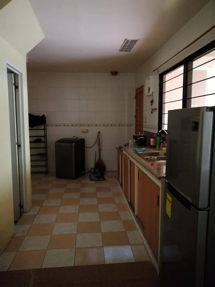 Room for Rent at South East Narra Marikina