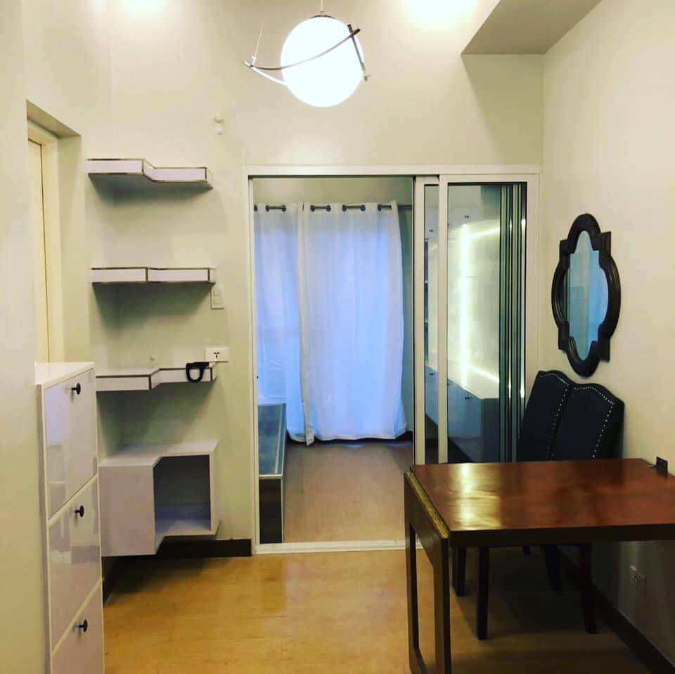 Unit For Rent In Sheridan South Towers