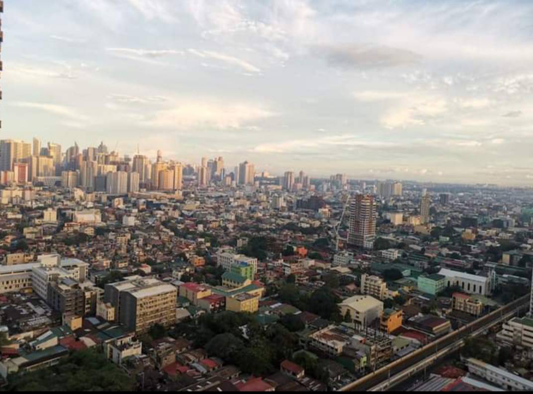 1 Bedroom Condo For Rent