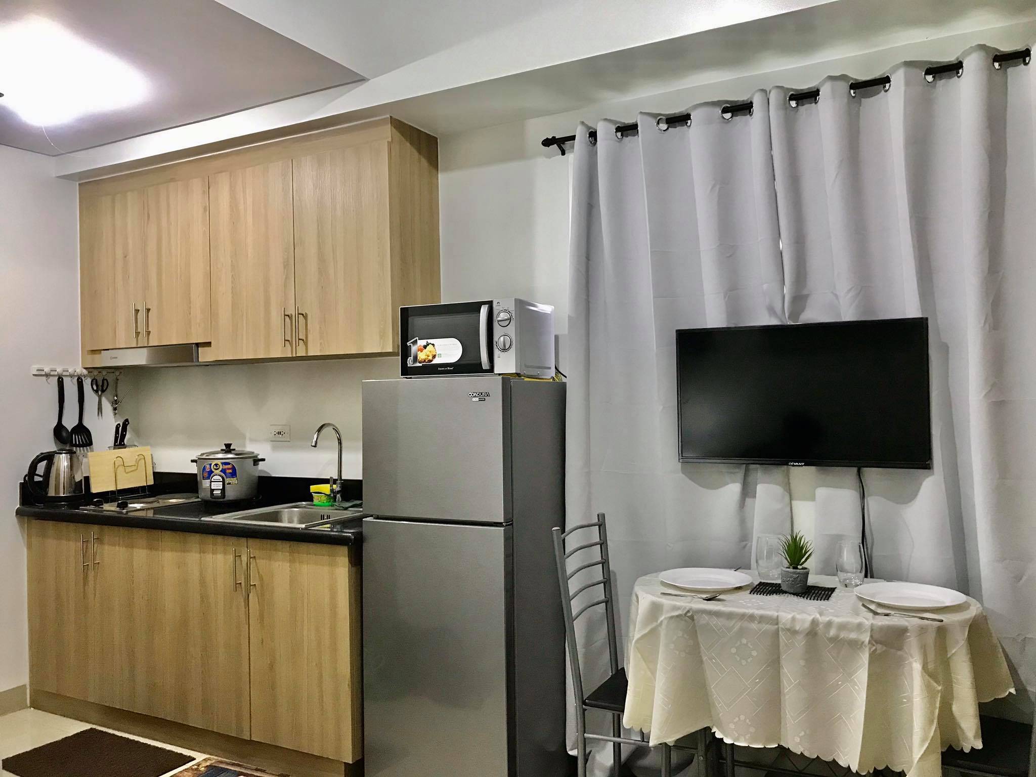 Unit For Rent In Shore 2 Tower 1 Pasay