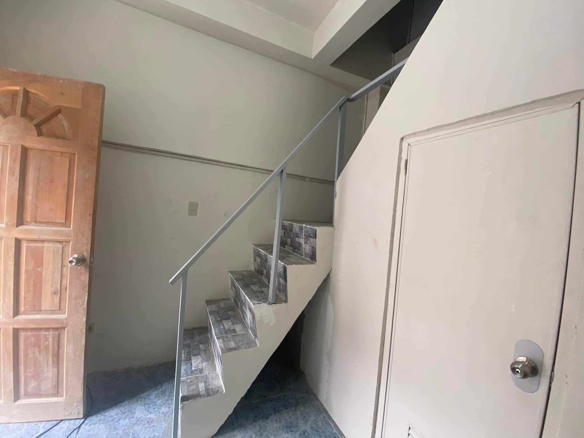 Up and Down Apartment for Rent