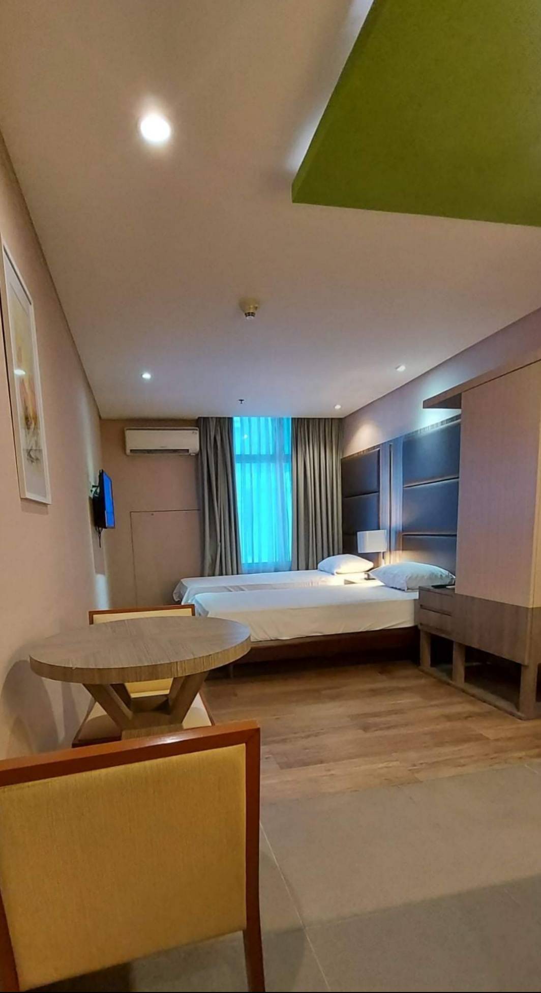 Condo For Rent at Makati Avenue