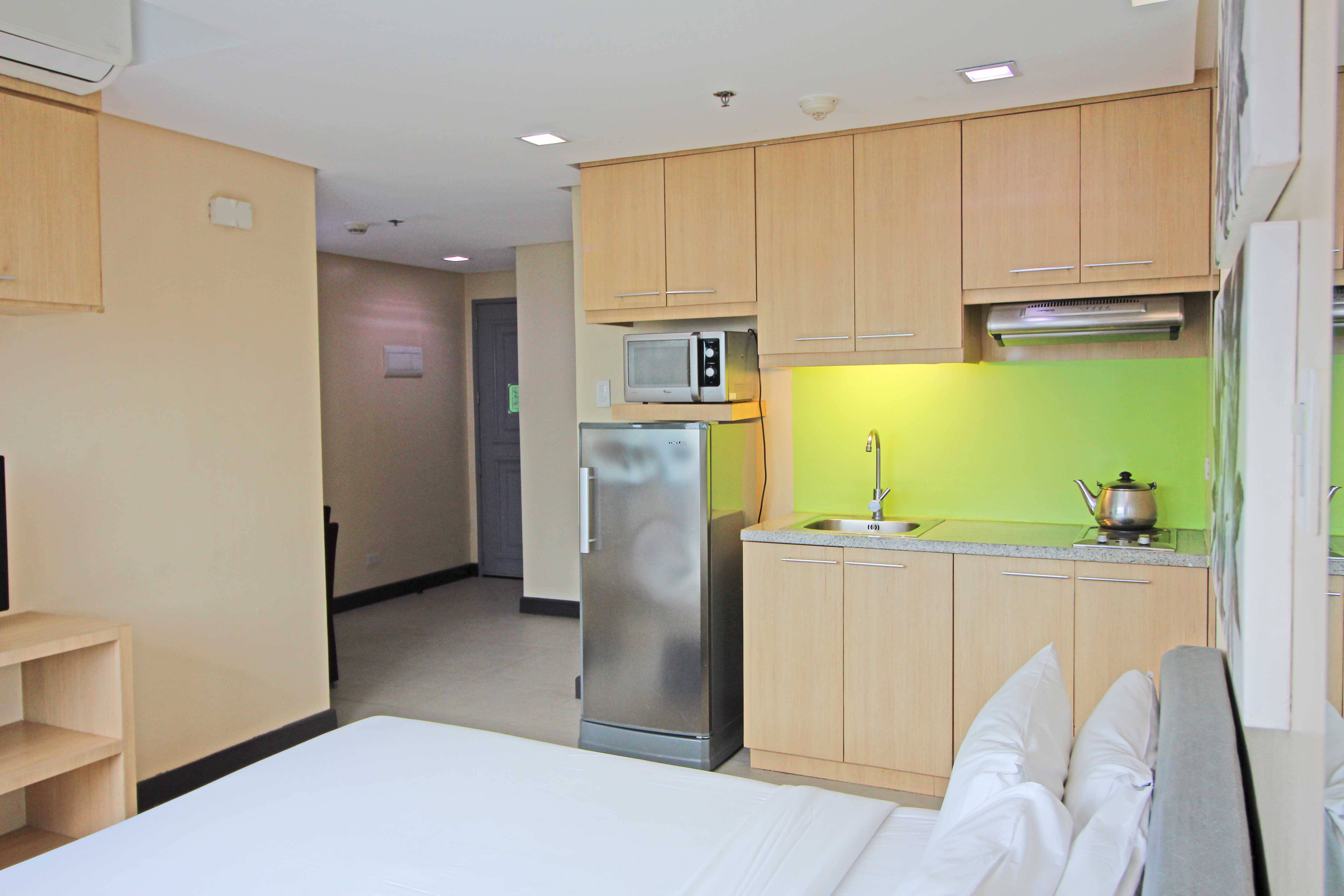 BSA Twin Towers Hotel Studio Room 