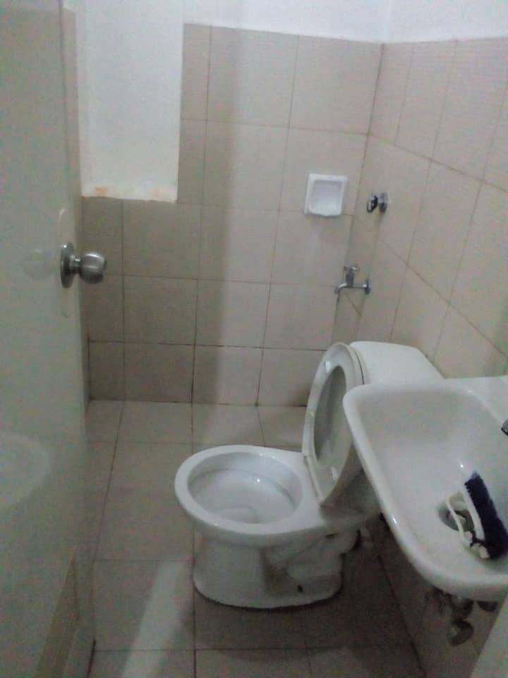 Female bedspacer at Qubix Residences