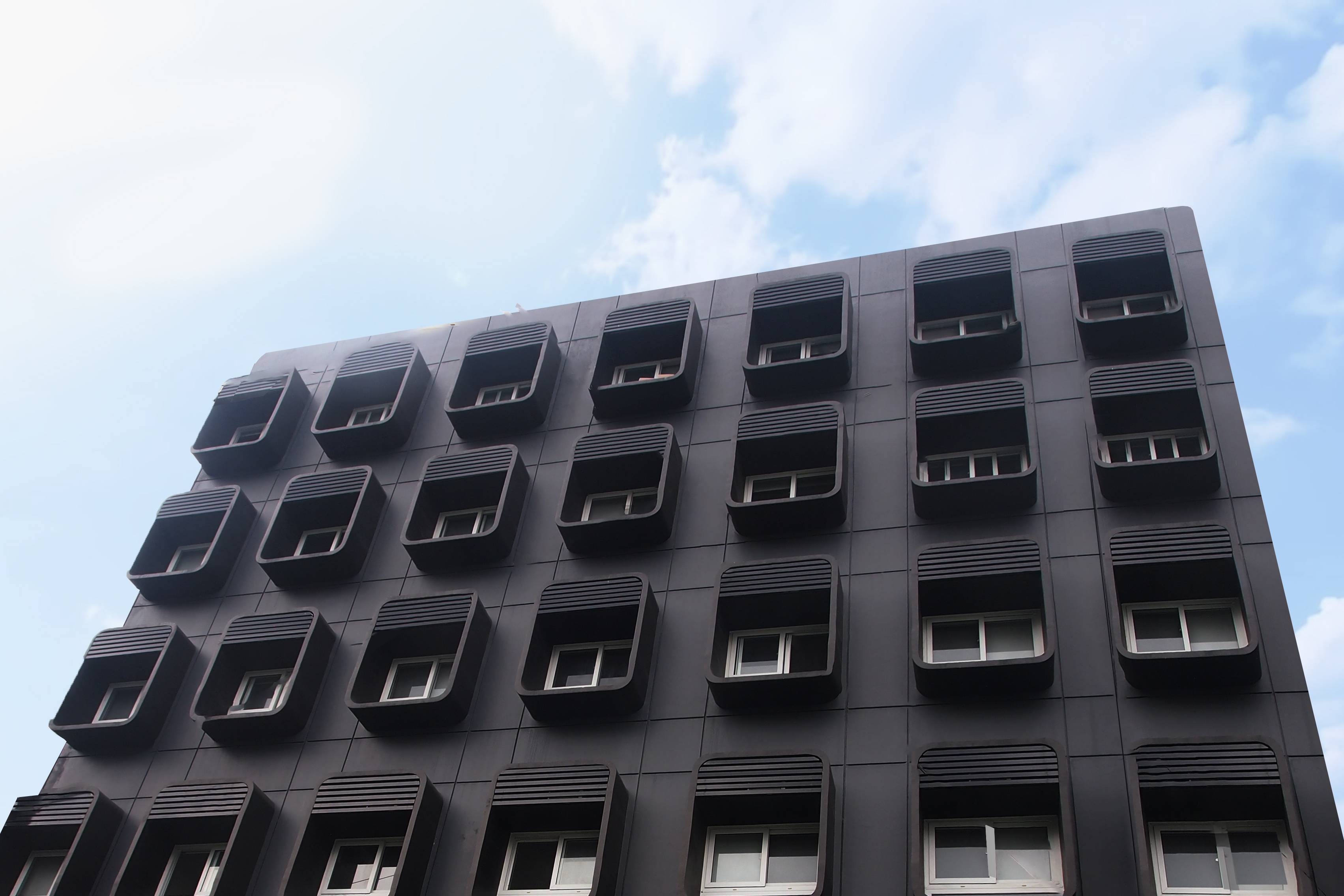 TKA 617: Studio Units for 2 near BGC