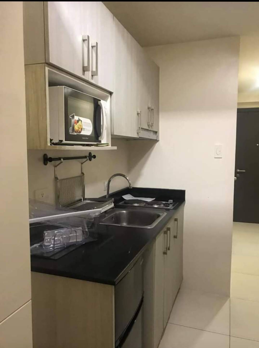 Condo For Rent in Green Residences