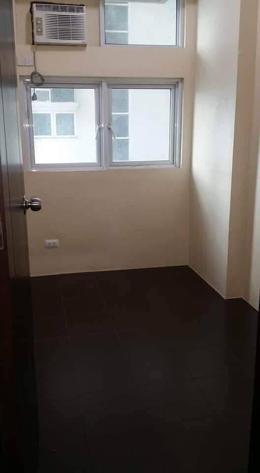 Condo For Rent at Pioneer Woodlands