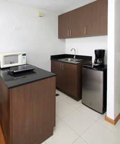 Unit For Rent In Poblacion Makati 