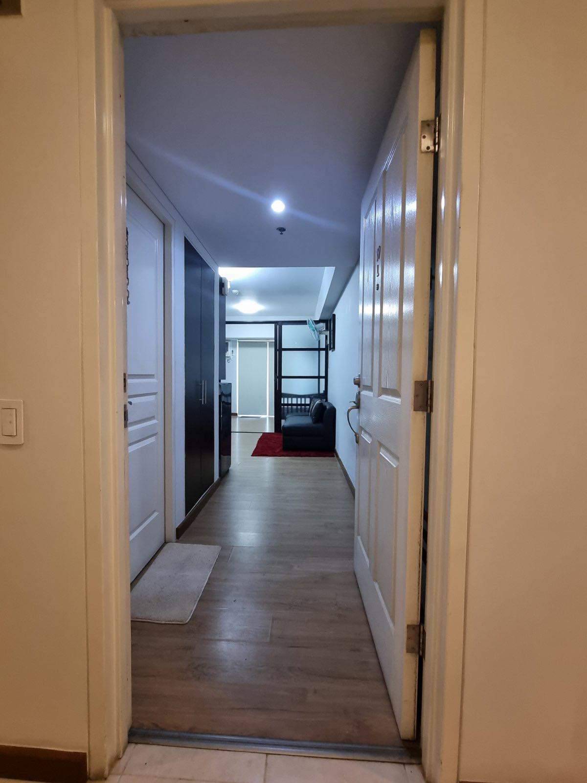 Condo For Rent at Celadon Park