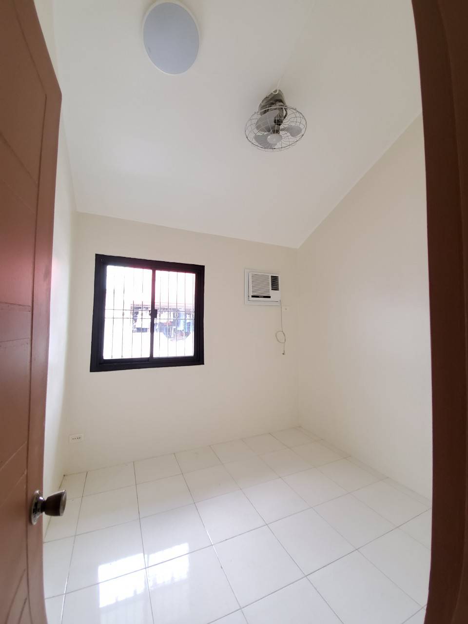 Rent 2 Bedroom Townhouse 