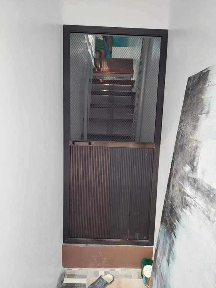 Newly Renovated Townhouse For Rent