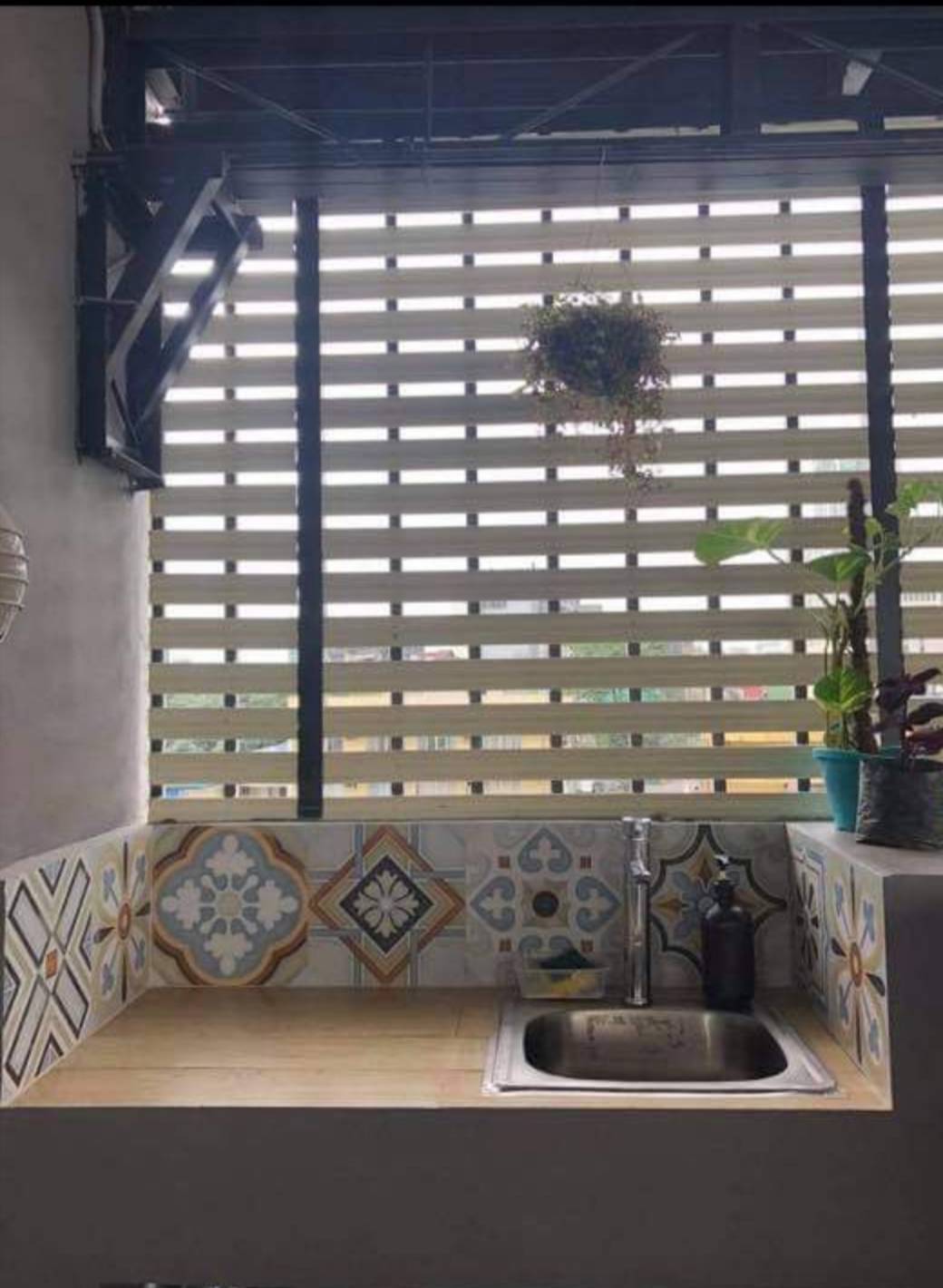 Room For Rent at Poblacion Makati