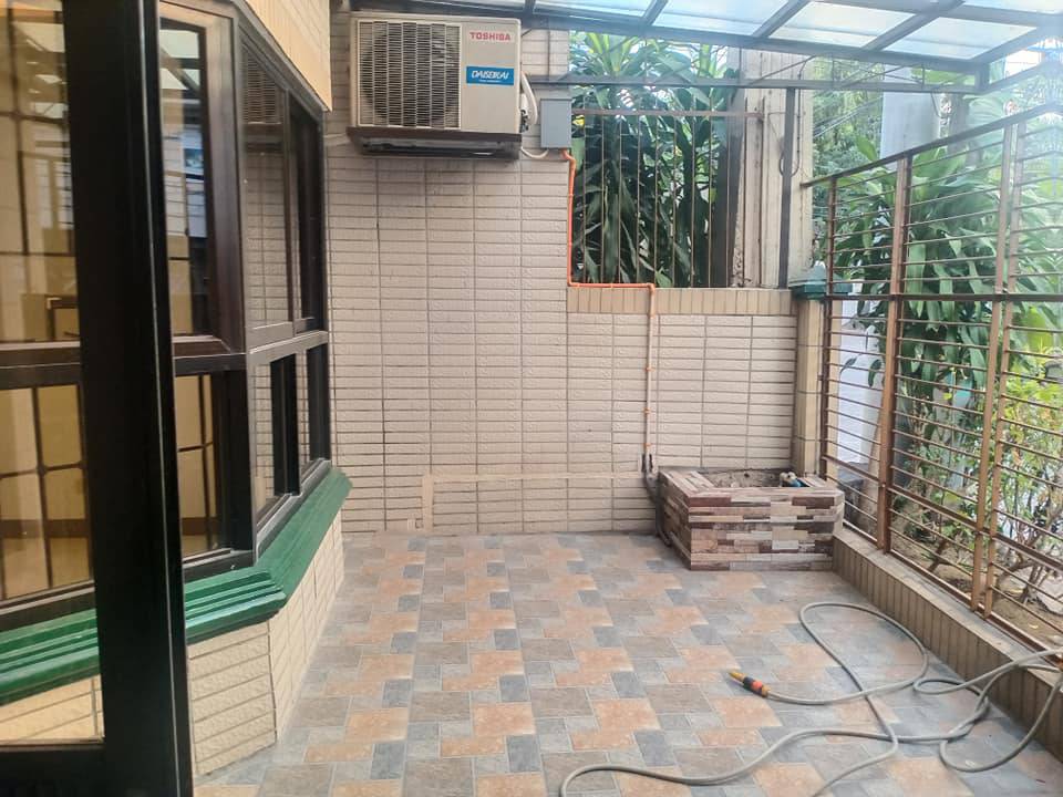 2 Storey House For Rent At Paranaque