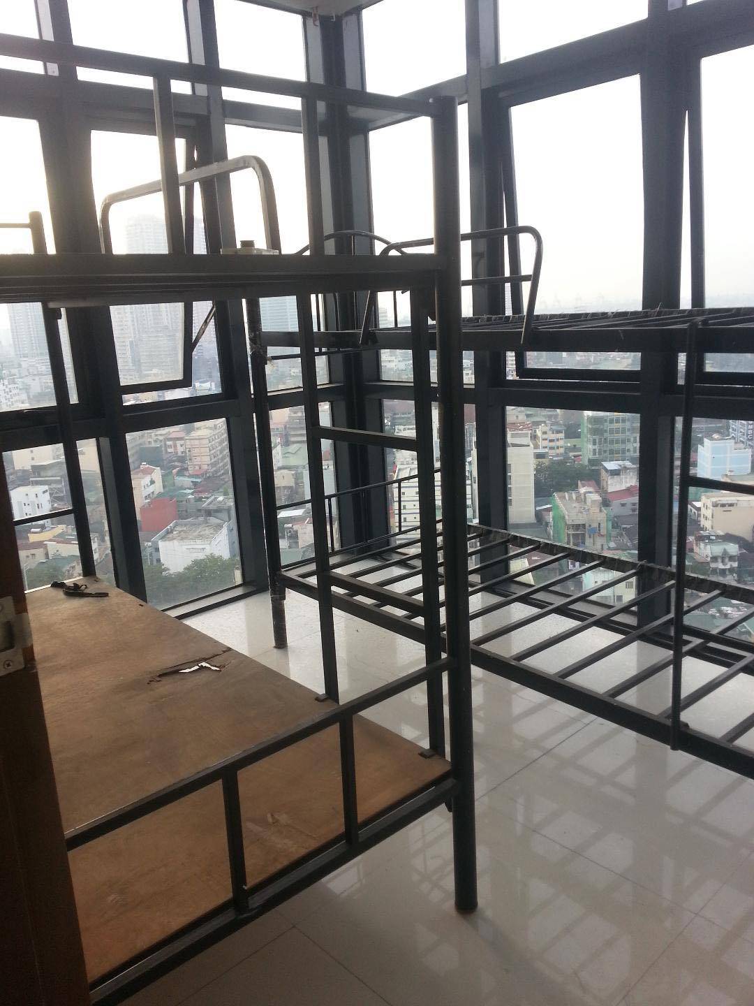 One Bedroom Penthouse Unit near UST