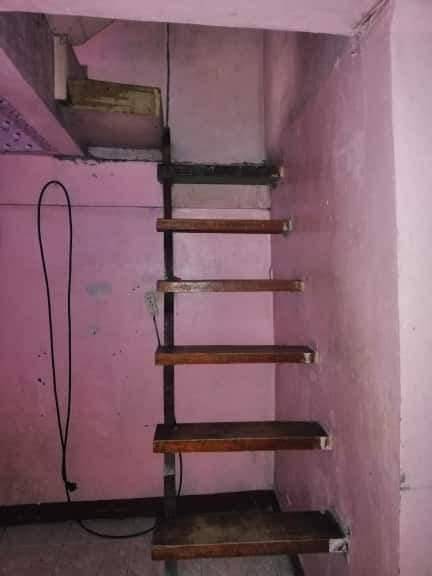 Ginez 3 Storey  House for rent