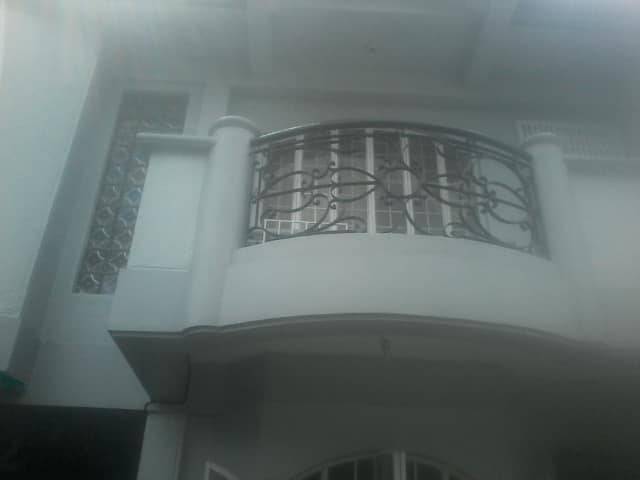 Mandy's Ladies Bedspacer