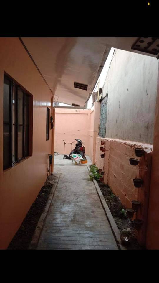 Big House For Rent At Las Pinas