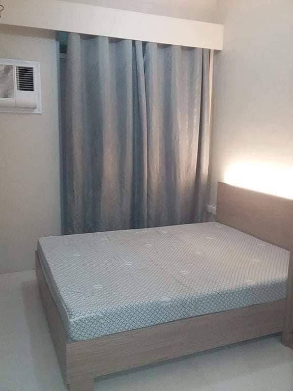 Studio Unit At Salcedo Square Makati