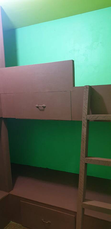 Bedspacer For 4 At Flores Malabon