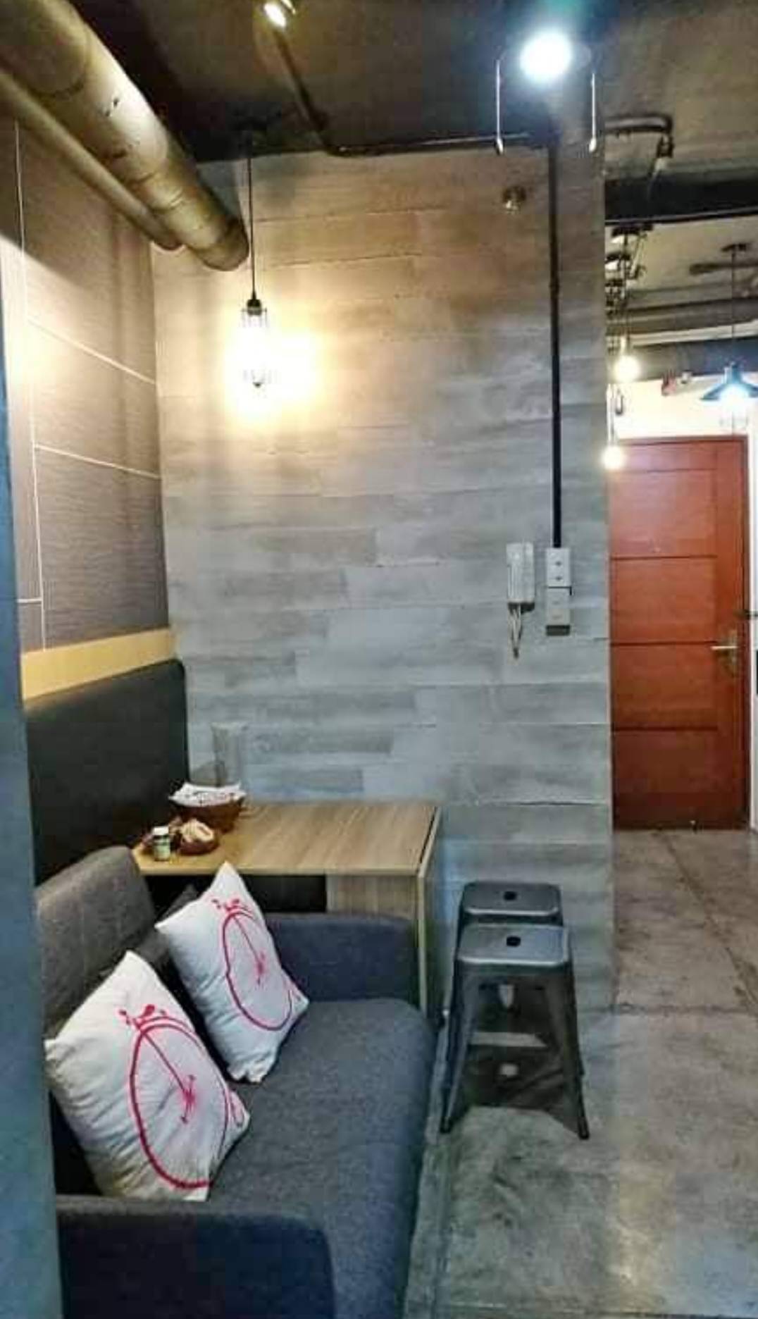 Fully Furnished Unit For Rent 