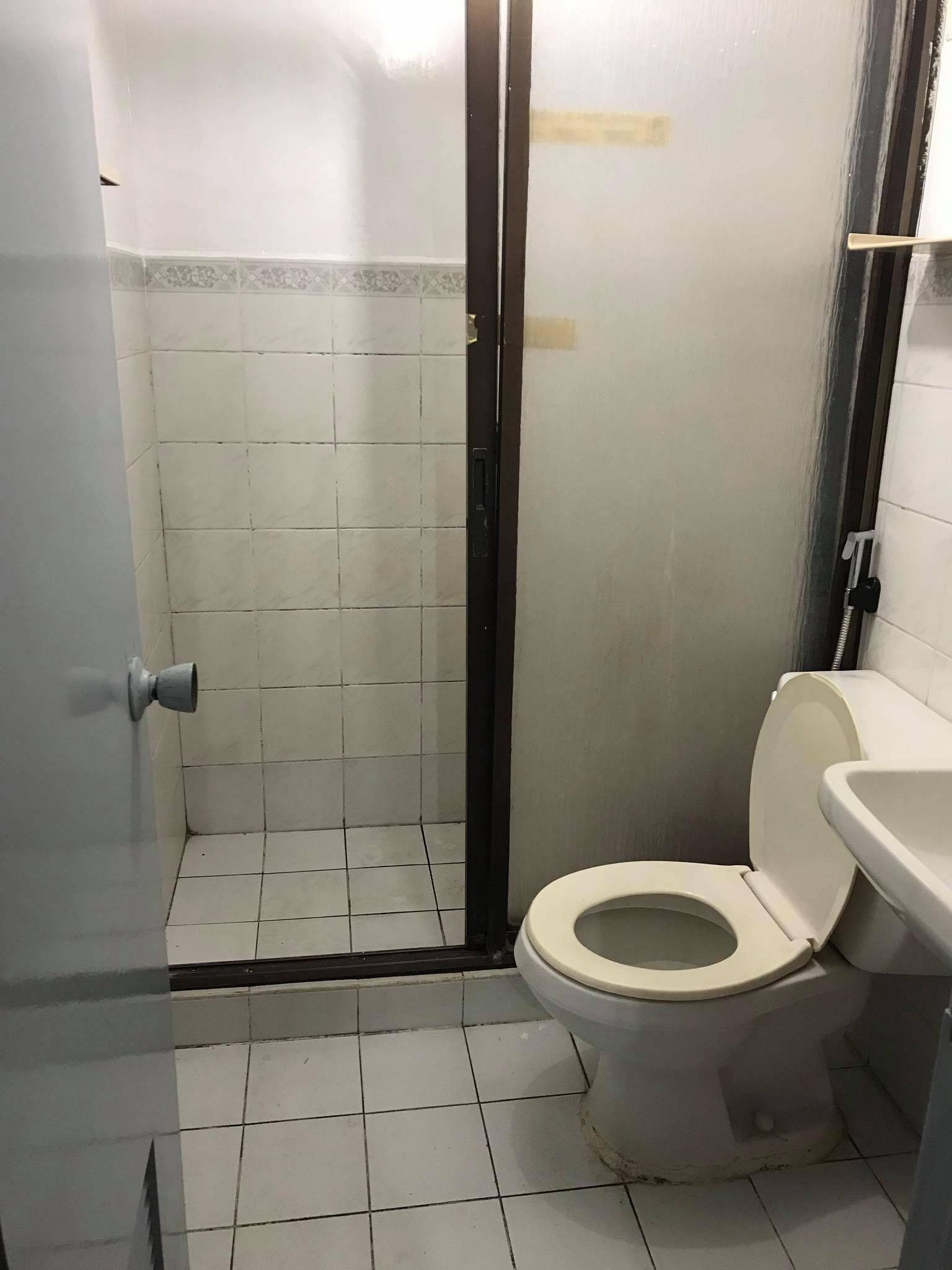 Beverly Condo Sharing/Bedspace