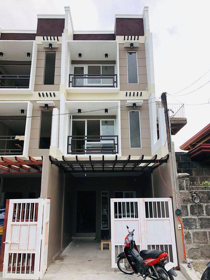 Two Bedroom House For Rent in Paranaque