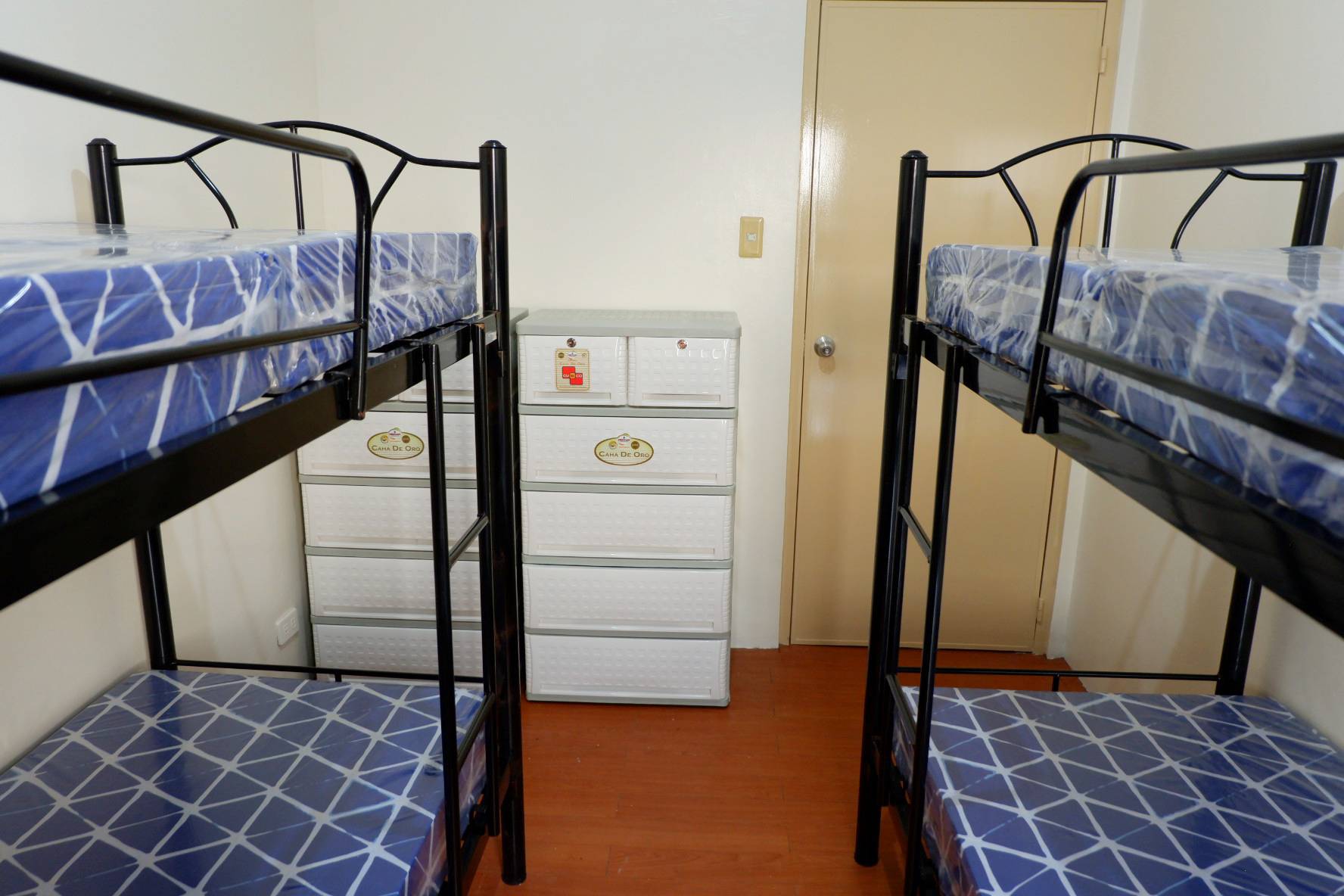 AFFORDABLE MALE CONDO BEDSPACE IN CUBAO