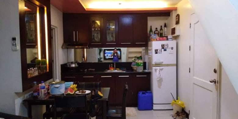 Unit For Rent at Victoria Station 1