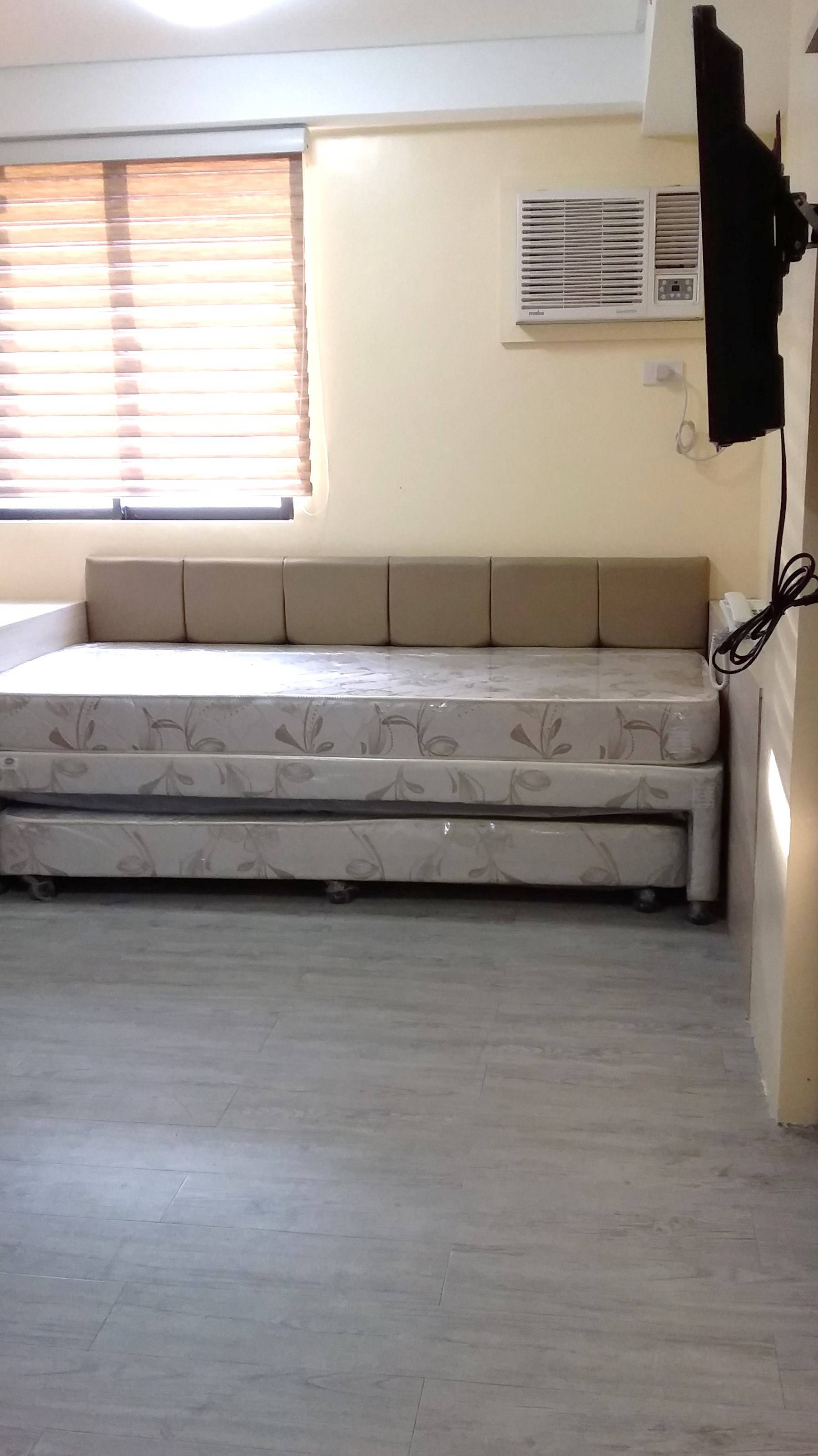 Room Sharing Furnished Studio in Makati 