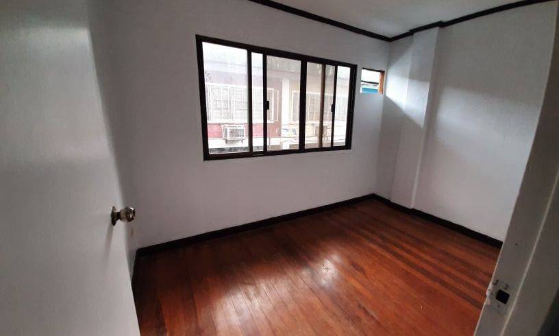 Townhouse For Rent at Sikatuna QC