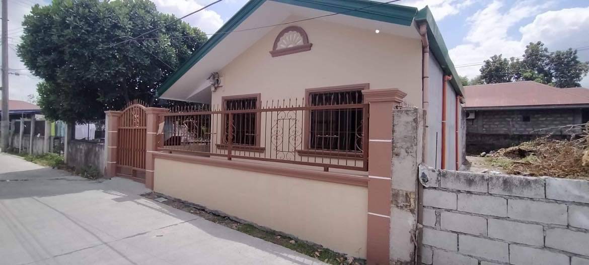 2 BR House for Rent In Cuayan Angeles 