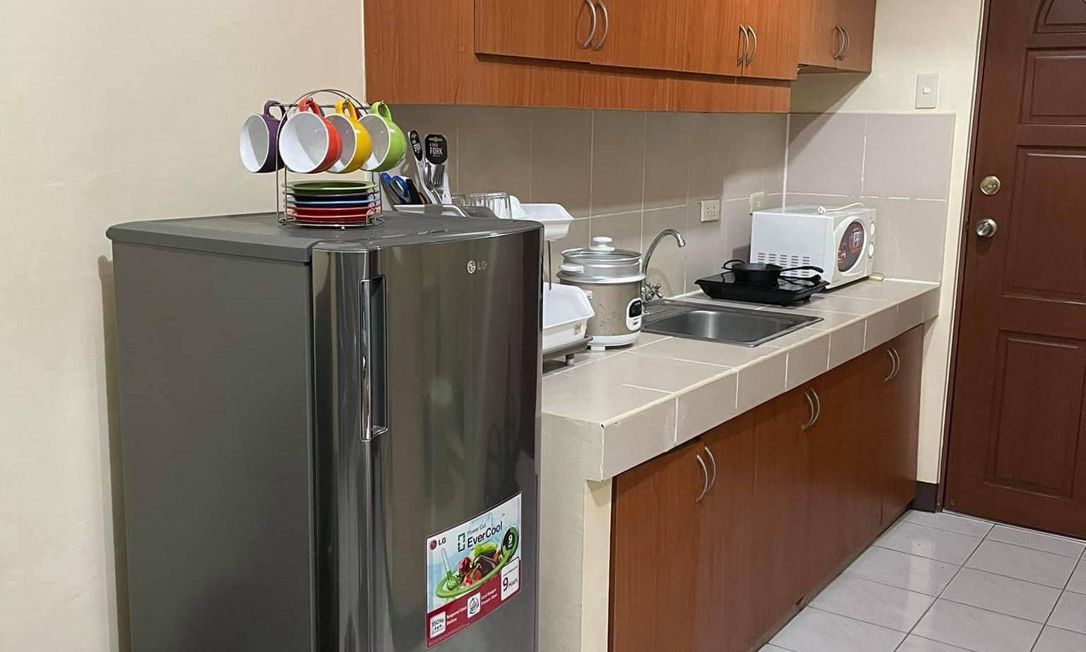 Condo For Rent in Makati Executive Tower