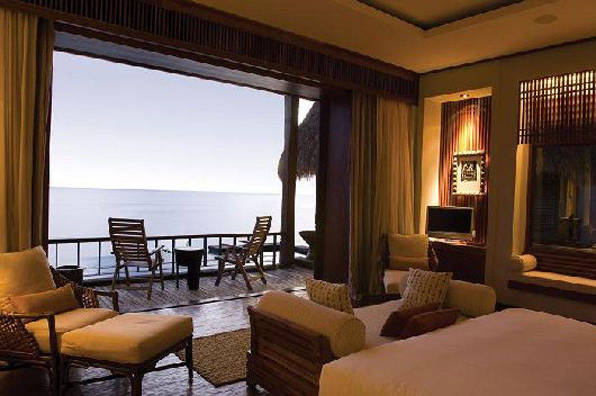 Cozy Home Near The Shore