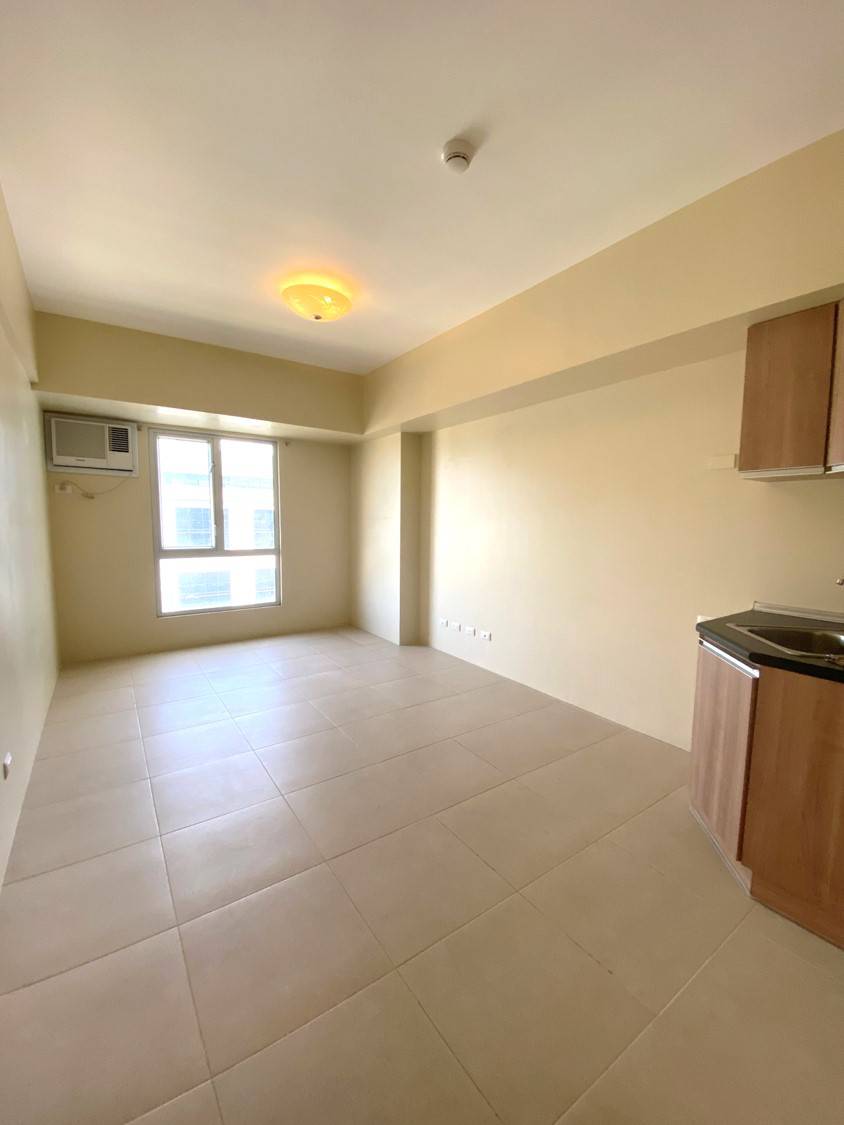 For Lease in I.T Park - Studio Unit