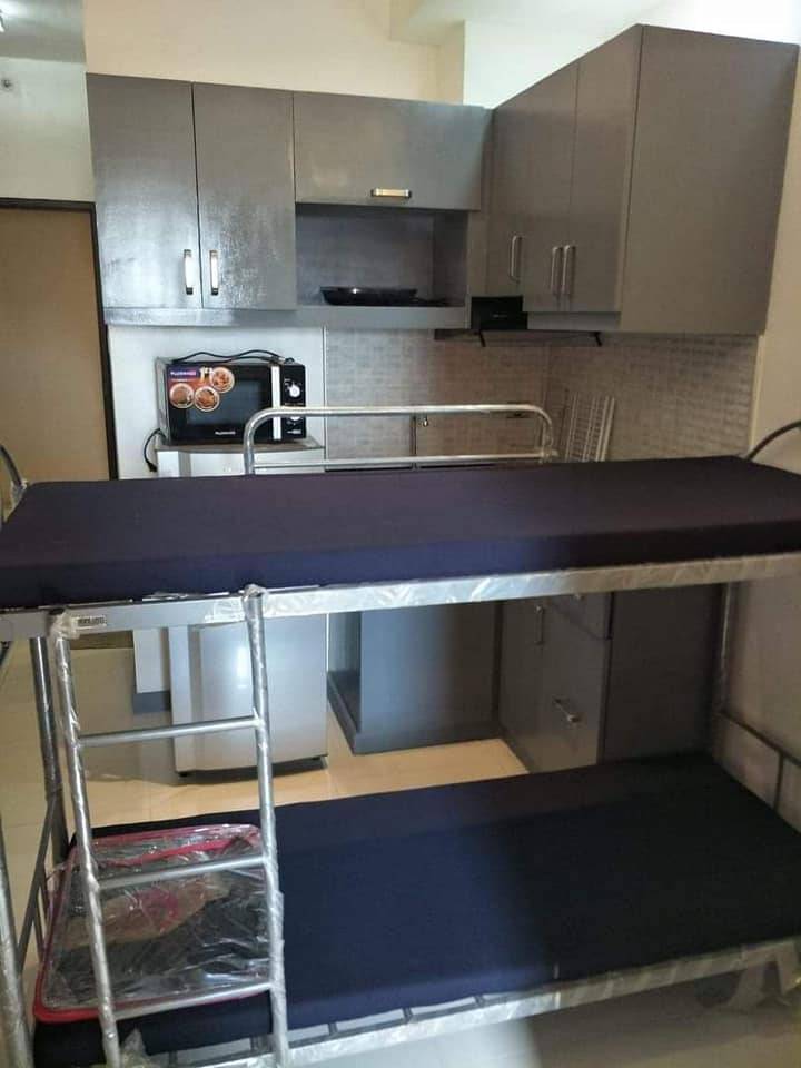 Condo For Rent In Pearl Place