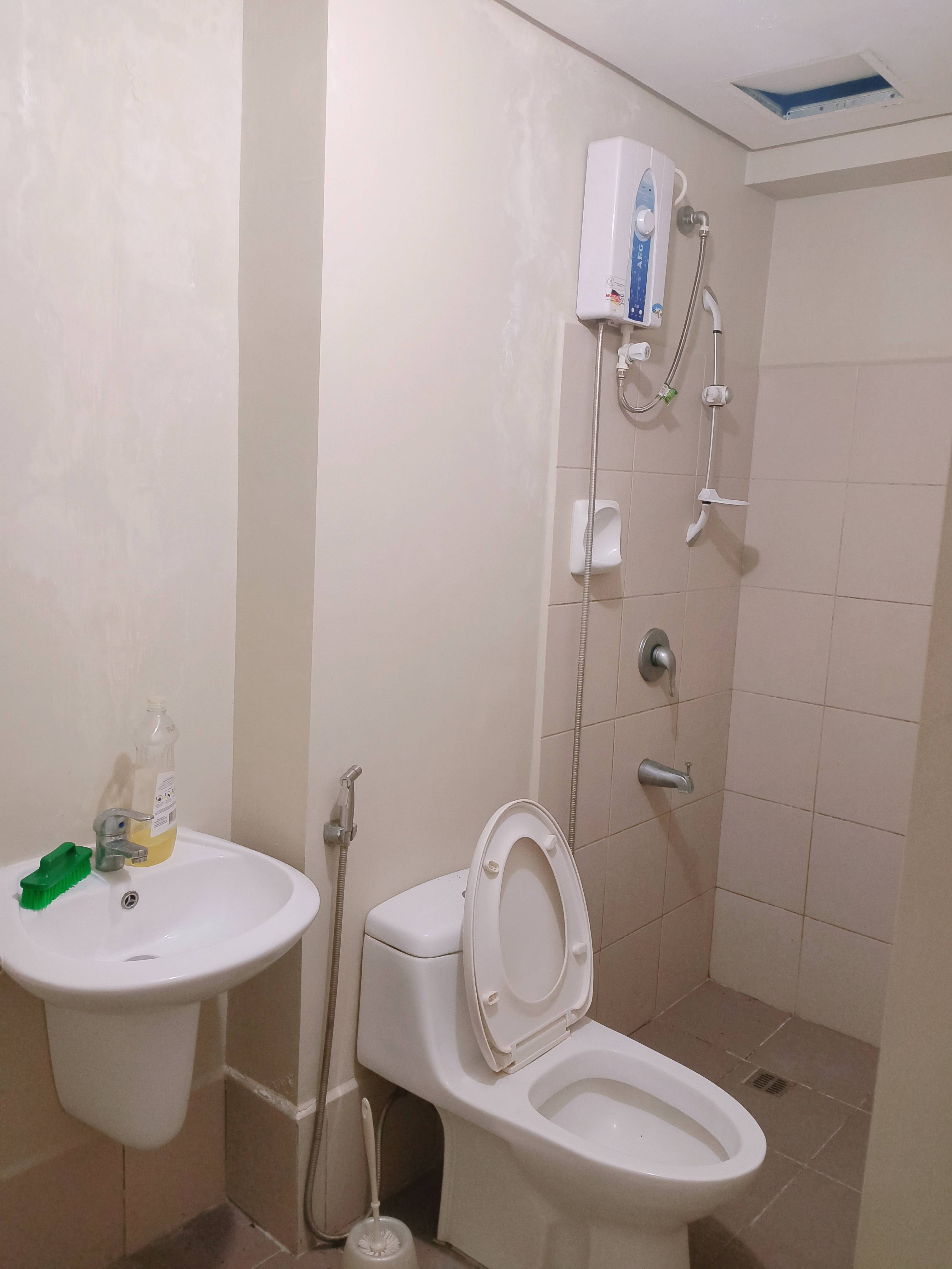 Condo for Rent Paranaque 1 BR Furnish
