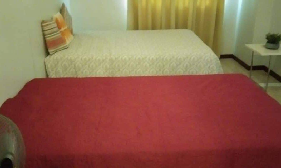 Executive 1BR at Legazpi Columns 