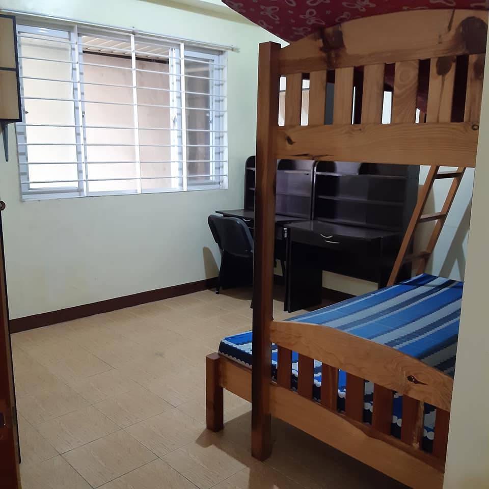 Baguio Eagle Crest Student Room