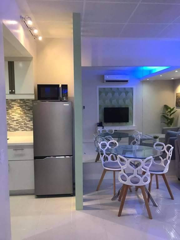 Fully Furnished 1BR Unit with Balcony