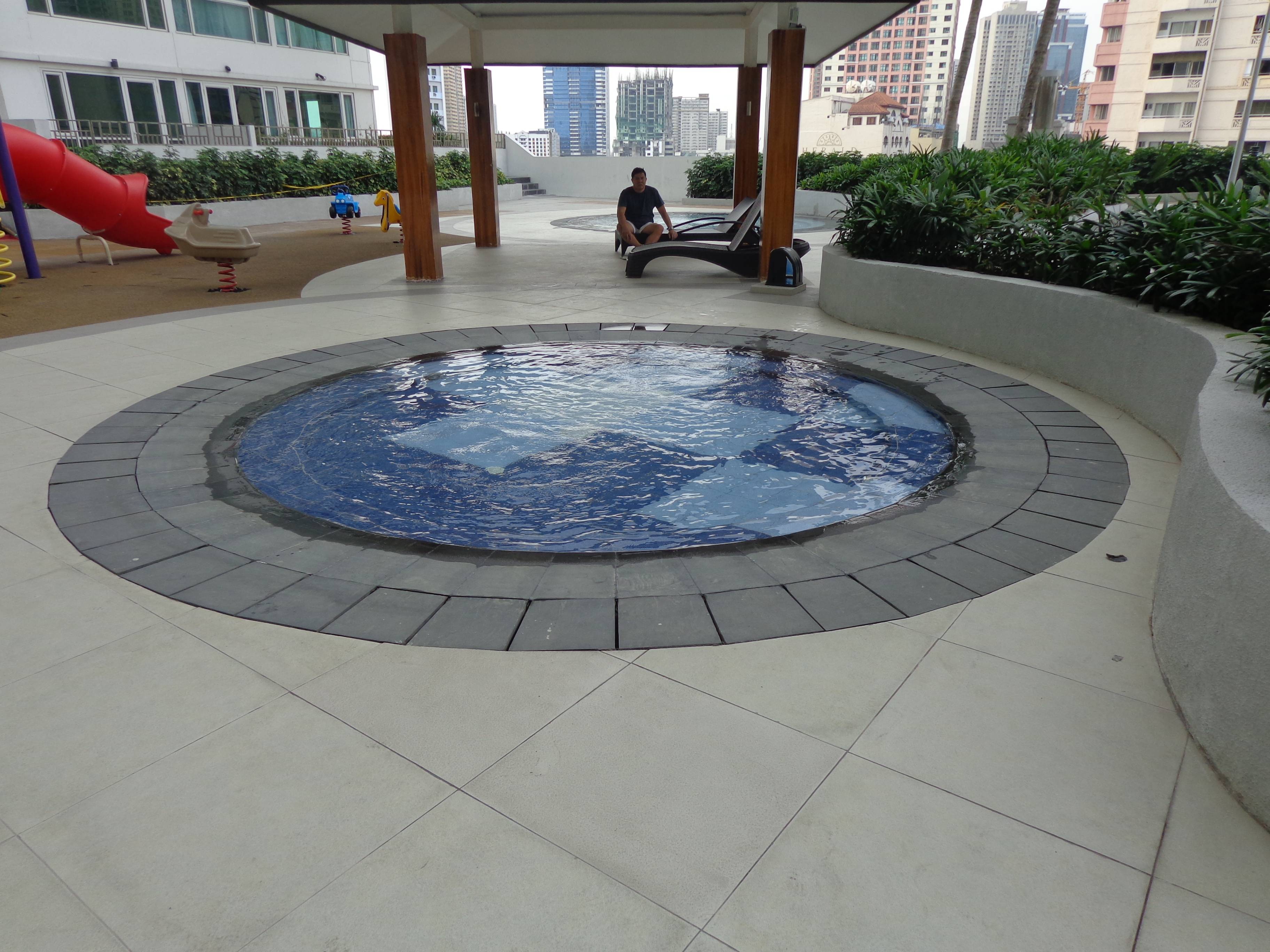 STUDIO UNIT  FOR RENT at MAKATI CITY