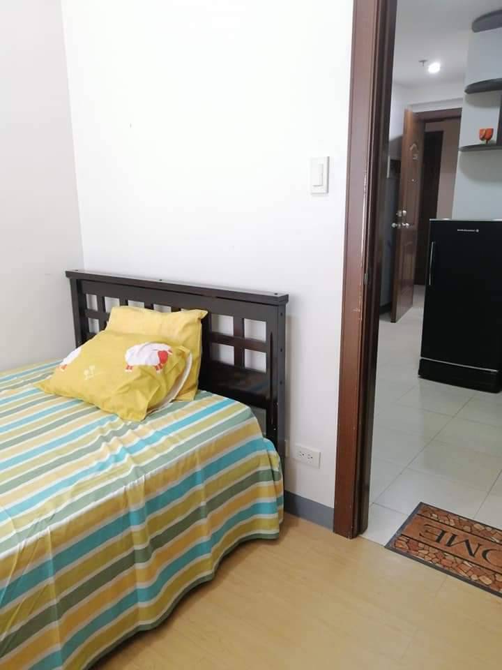 1 Bedroom Condo For Rent