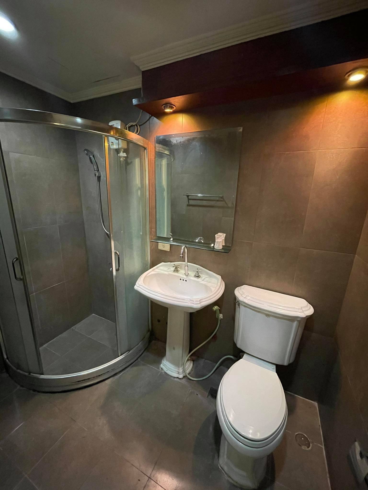 Kensington Place Condo Unit For Rent