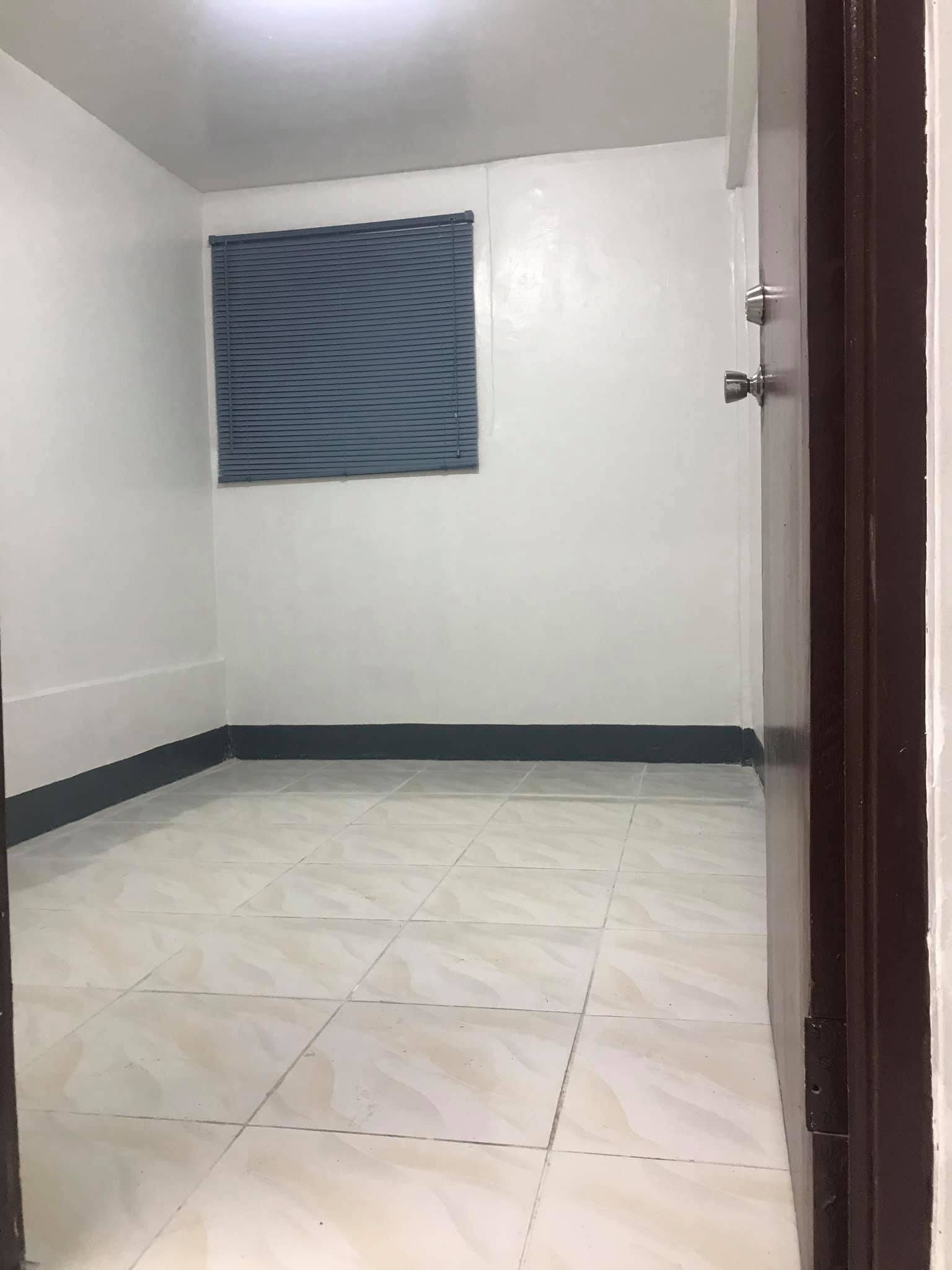 Solo Room For Female At Sampaloc Manila