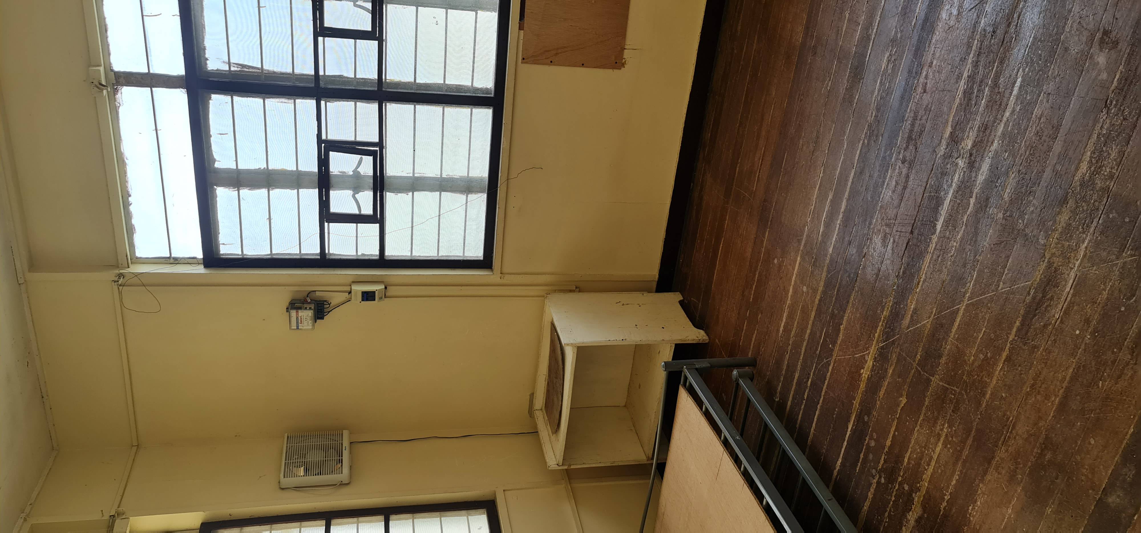 For rent  room with 2 beds  