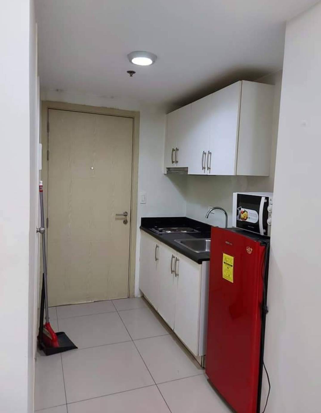 1BR Fully Furnished Condo For Rent