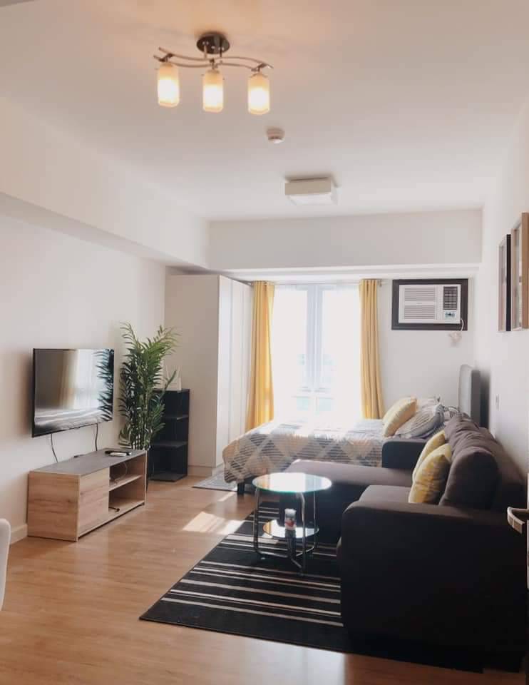 Fully Furnished Unit at Abreeza Place