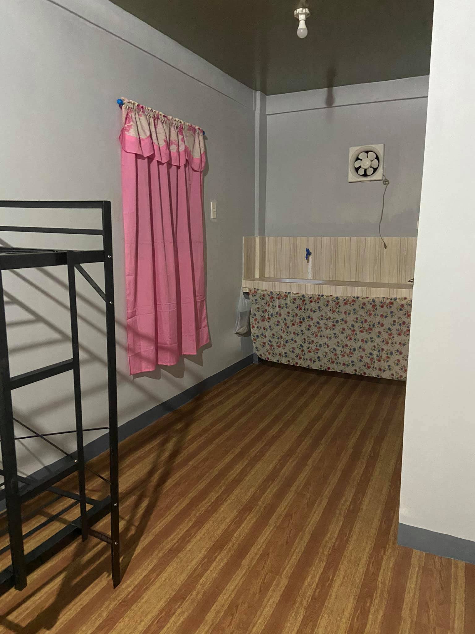 Male and Female Bedspace For Rent
